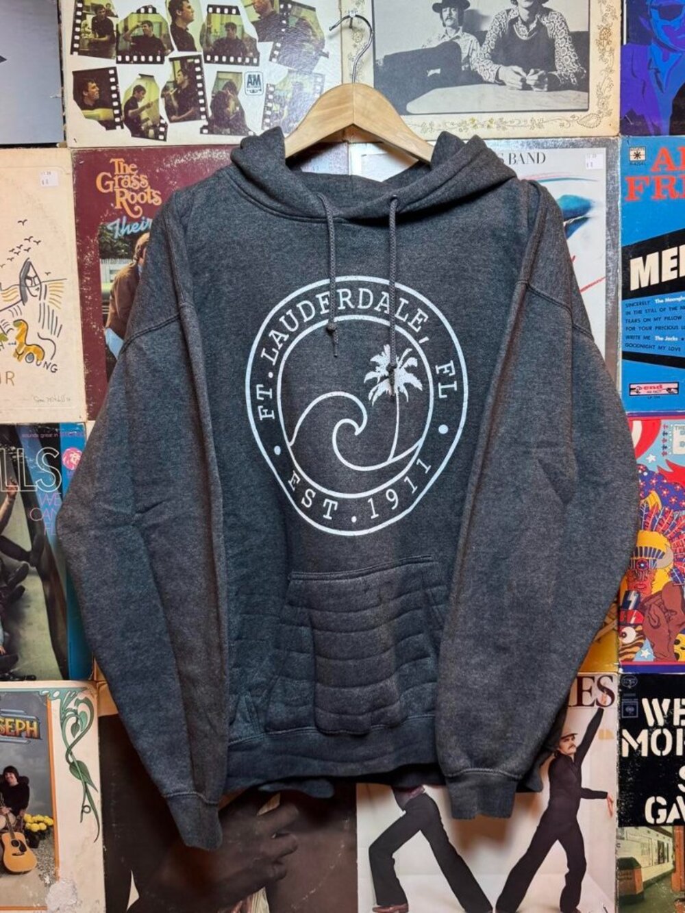 Pacific and Co. Women's Grey Sweatshirt